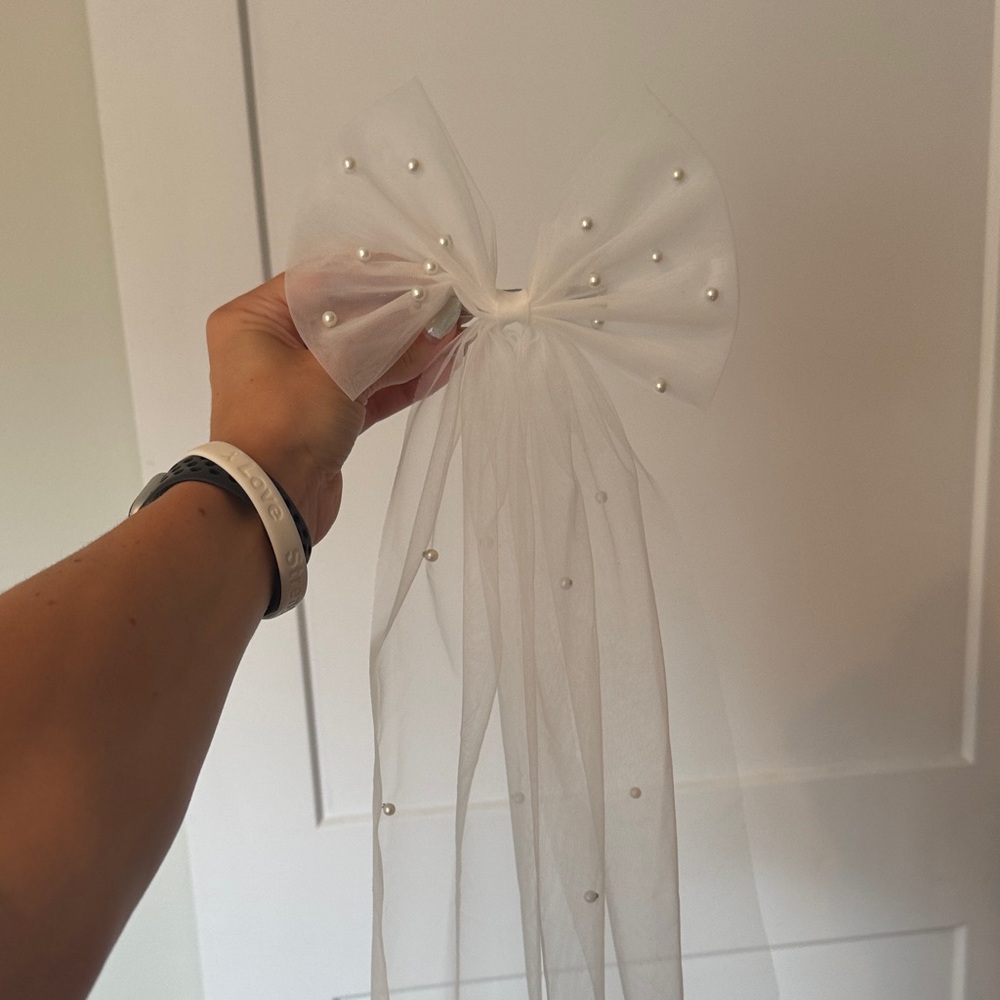 Elegant Sheer Bow with Pearls